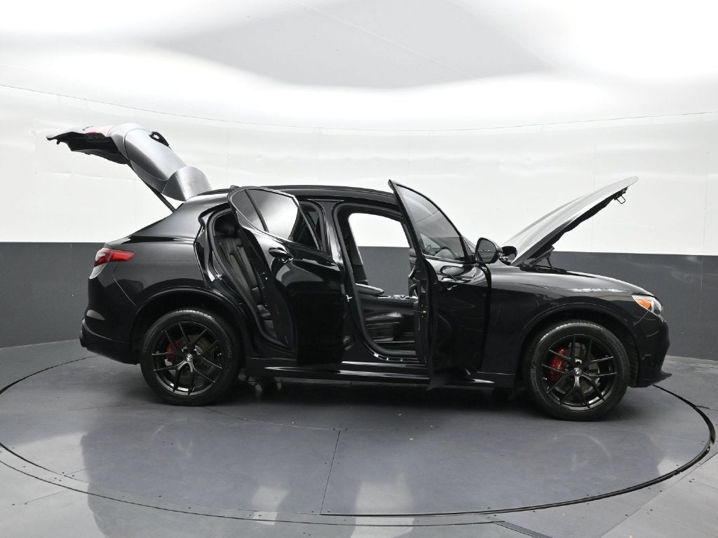 2020 Alfa Romeo Stelvio Sport