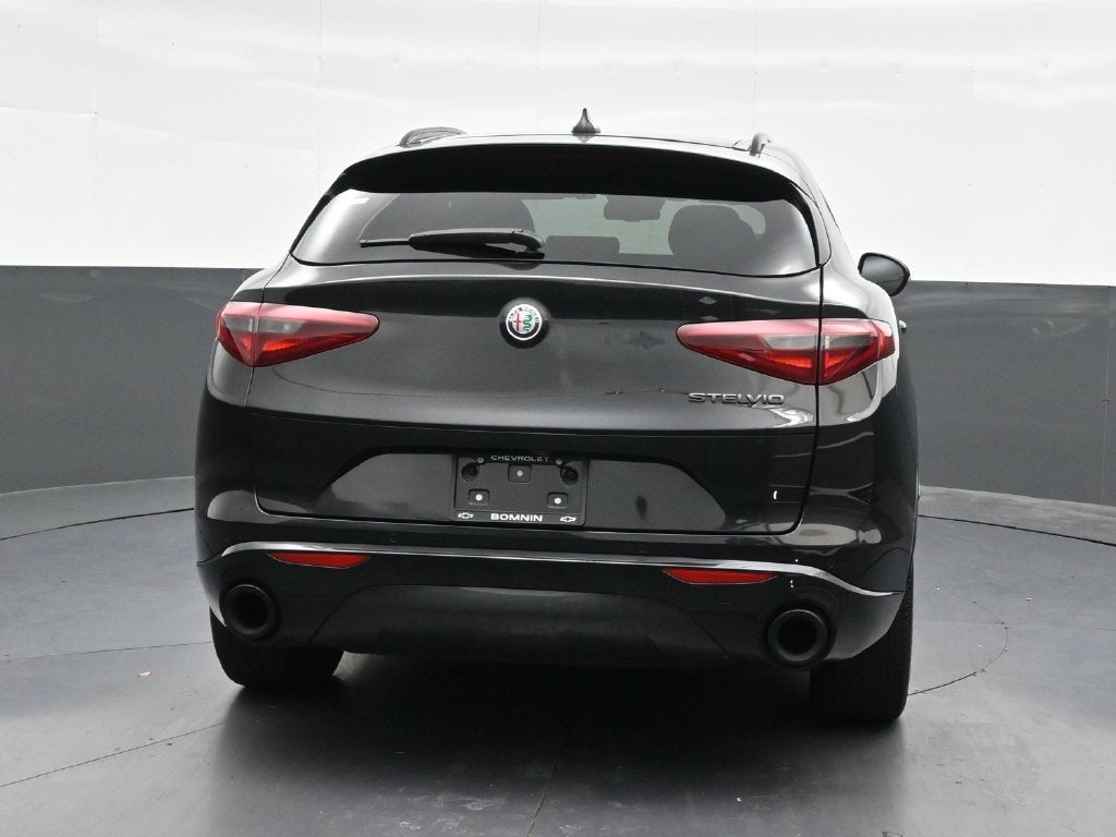 2020 Alfa Romeo Stelvio Sport