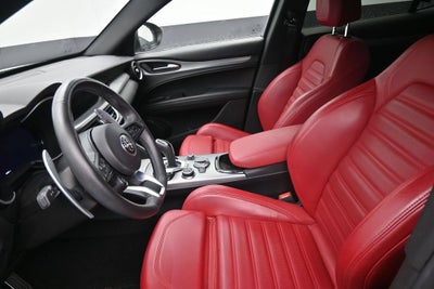 2025 Alfa Romeo Stelvio Sprint AWD