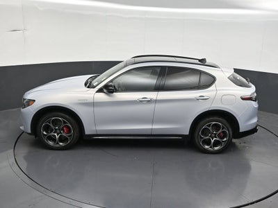 2025 Alfa Romeo Stelvio Sprint AWD
