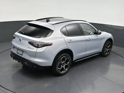 2025 Alfa Romeo Stelvio Sprint AWD