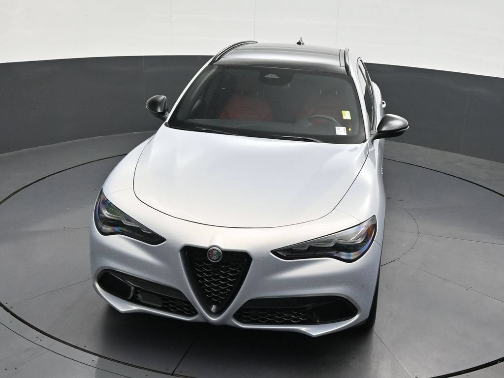 2025 Alfa Romeo Stelvio Sprint AWD