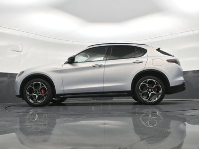 2025 Alfa Romeo Stelvio Sprint AWD