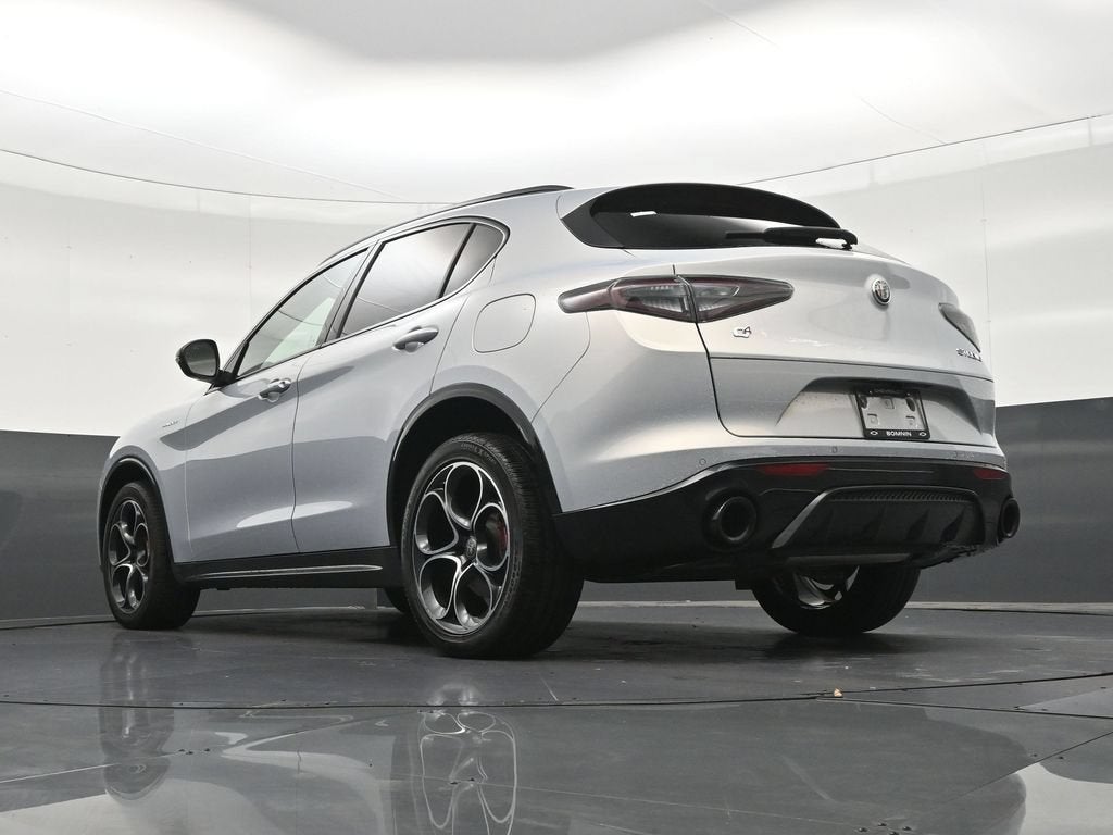 2025 Alfa Romeo Stelvio Sprint AWD