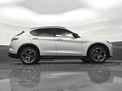 2025 Alfa Romeo Stelvio Sprint AWD