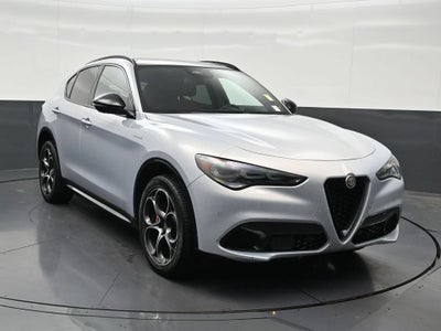 2025 Alfa Romeo Stelvio Sprint AWD
