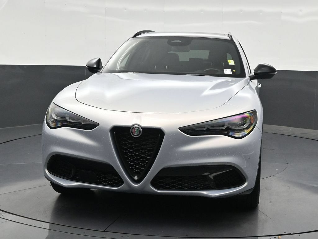 2025 Alfa Romeo Stelvio Sprint AWD
