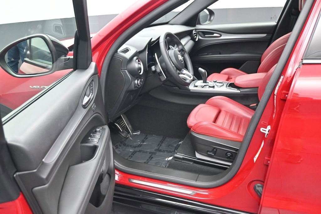 2024 Alfa Romeo Stelvio Veloce