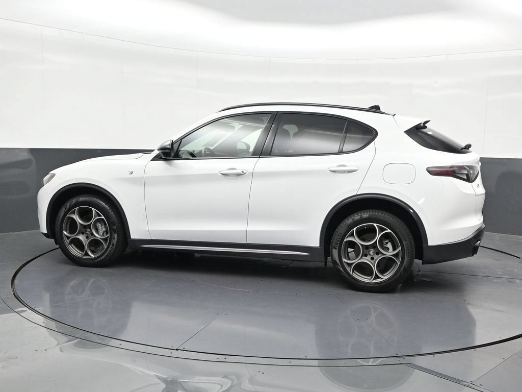 2024 Alfa Romeo Stelvio Ti