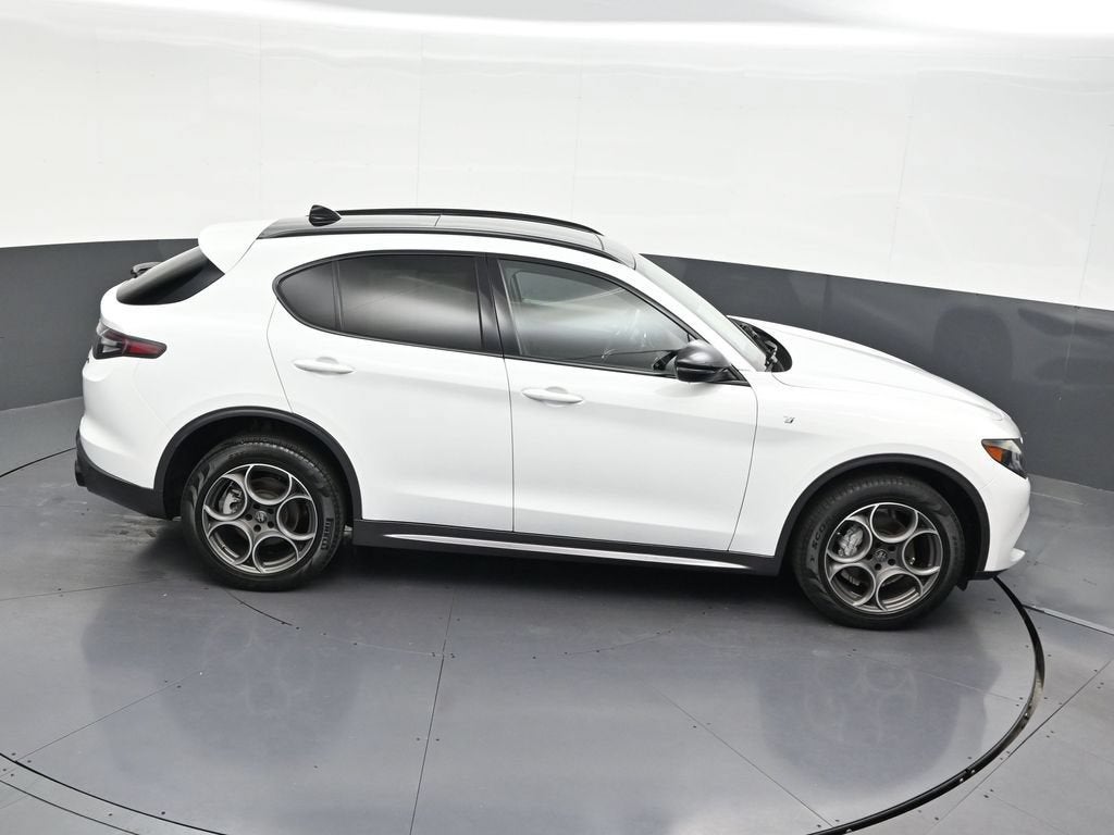 2024 Alfa Romeo Stelvio Ti