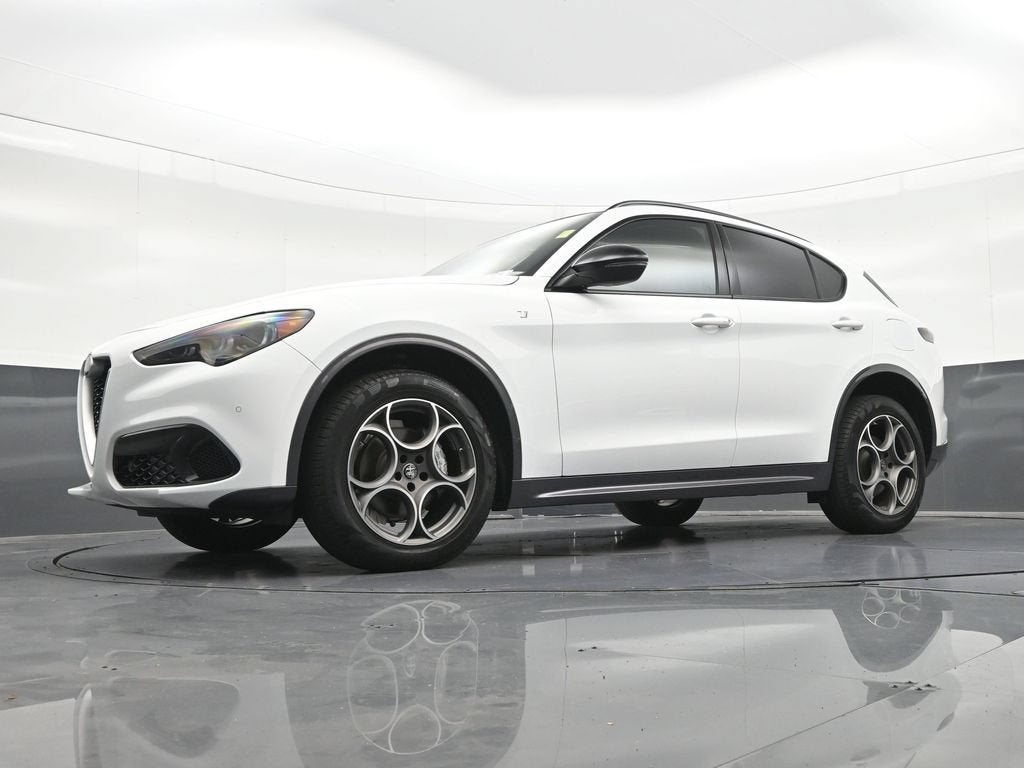 2024 Alfa Romeo Stelvio Ti