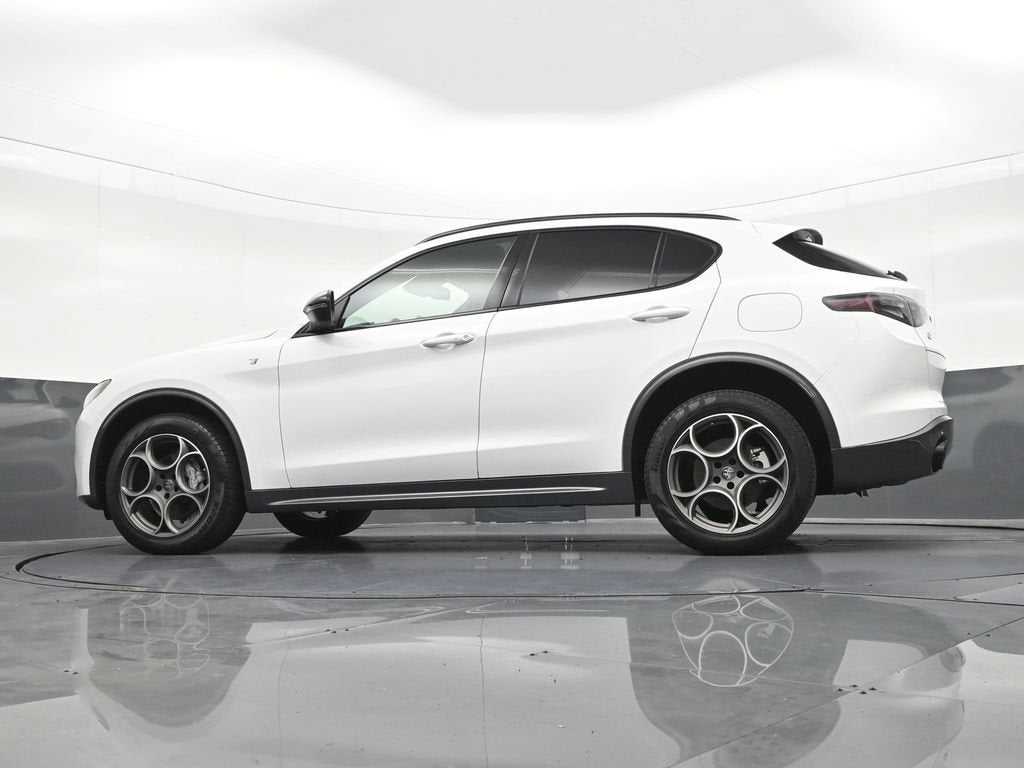 2024 Alfa Romeo Stelvio Ti
