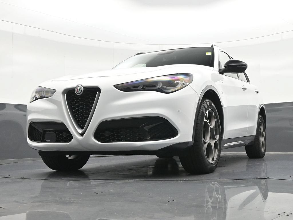 2024 Alfa Romeo Stelvio Ti