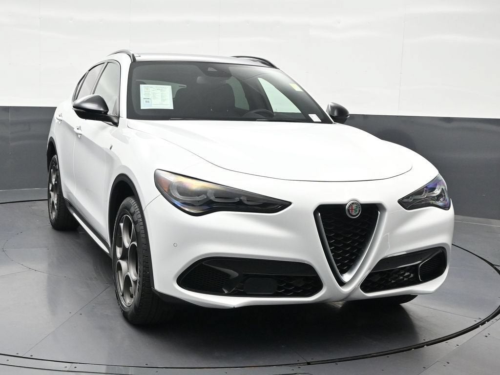 2024 Alfa Romeo Stelvio Ti