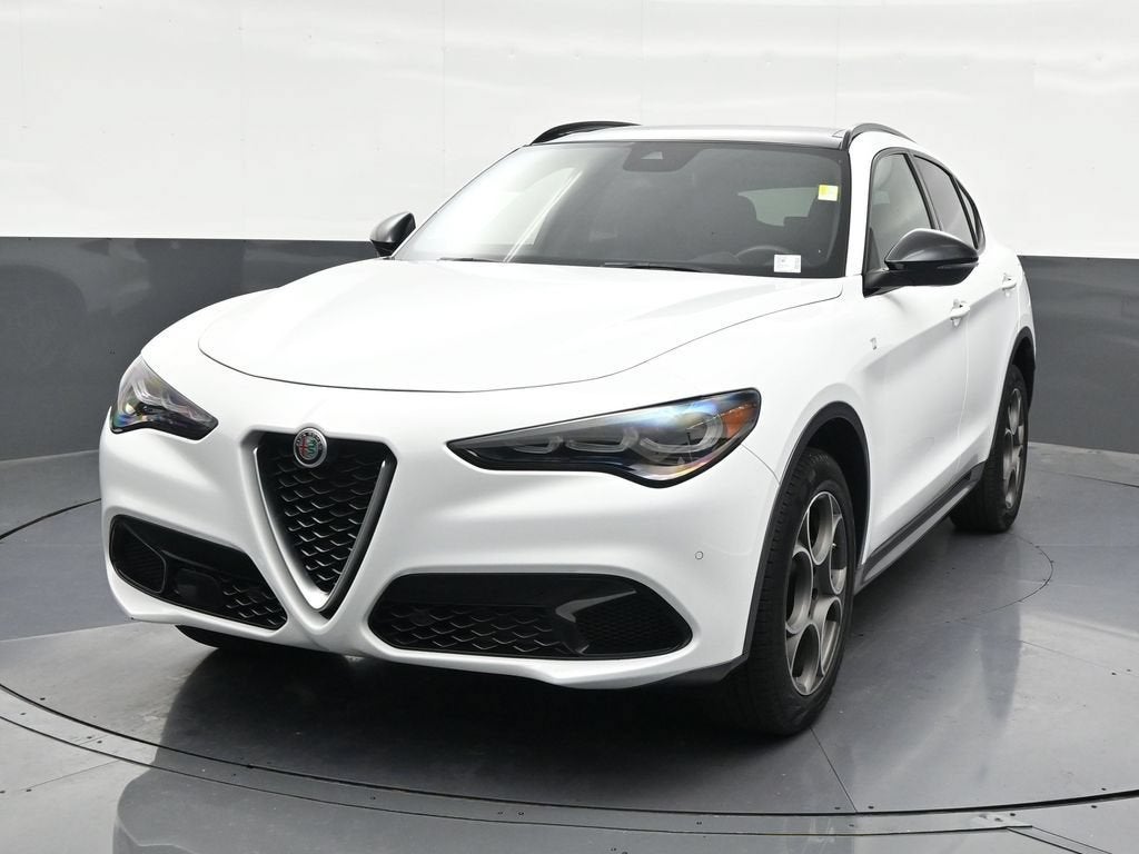 2024 Alfa Romeo Stelvio Ti