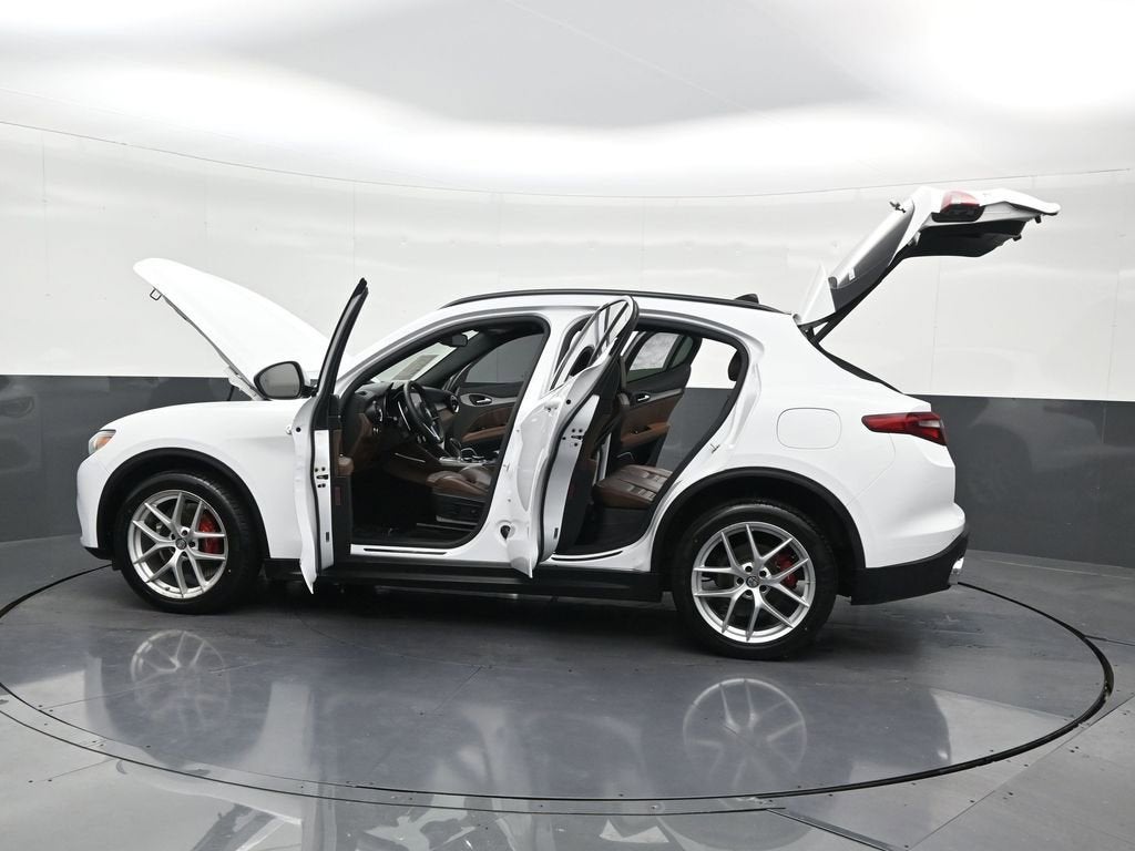 2019 Alfa Romeo Stelvio Ti Sport