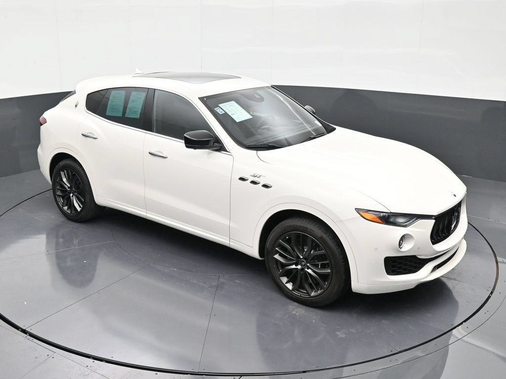 2024 Maserati Levante GT Ultima