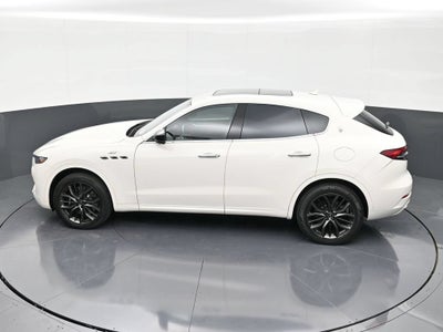 2024 Maserati Levante GT Ultima