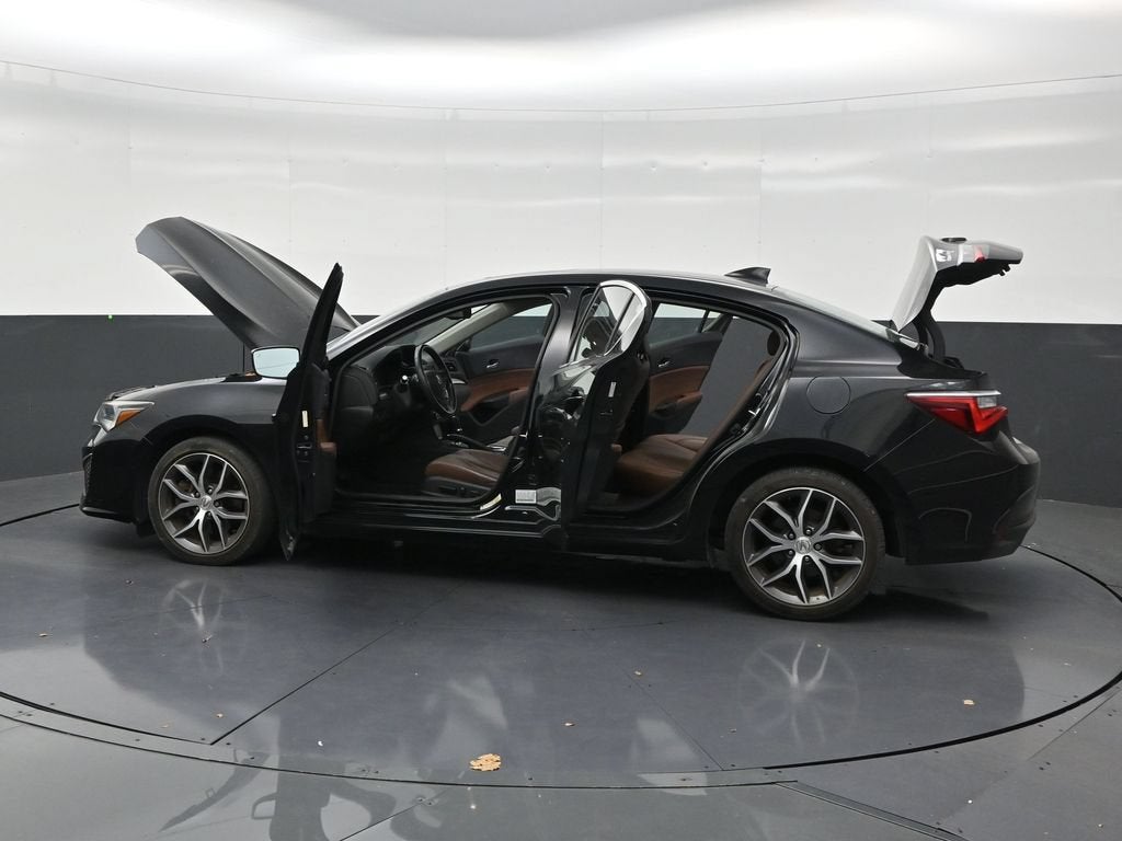2019 Acura ILX w/Premium Pkg
