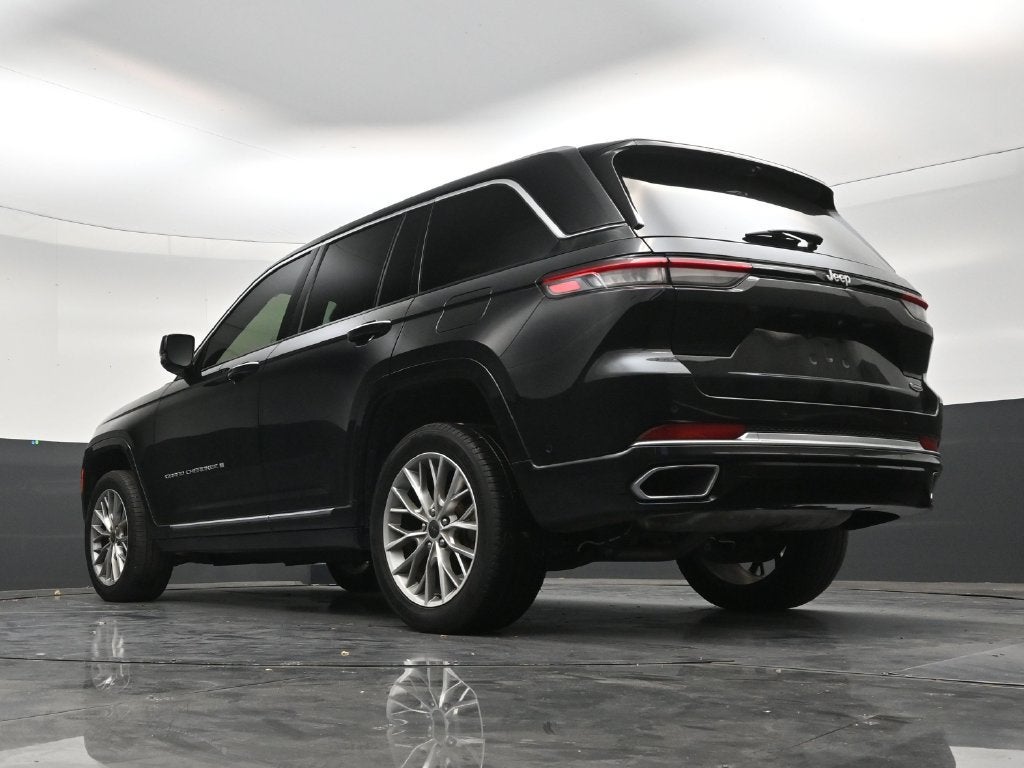 2023 Jeep Grand Cherokee Summit