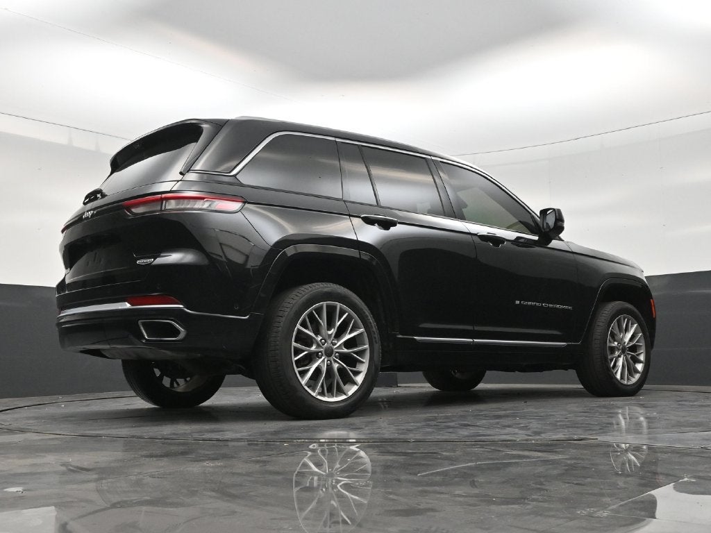 2023 Jeep Grand Cherokee Summit