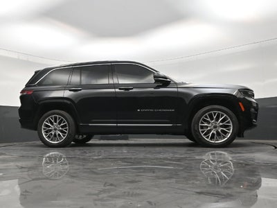 2023 Jeep Grand Cherokee Summit