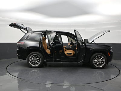 2023 Jeep Grand Cherokee Summit
