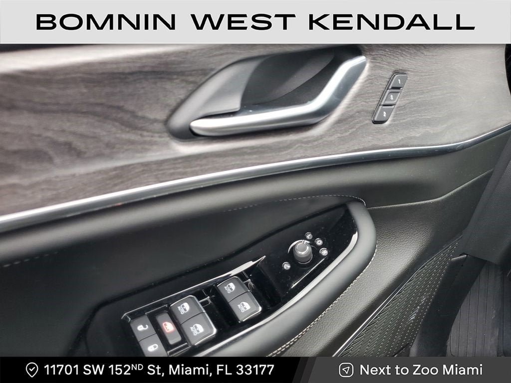 2023 Jeep Grand Cherokee Overland