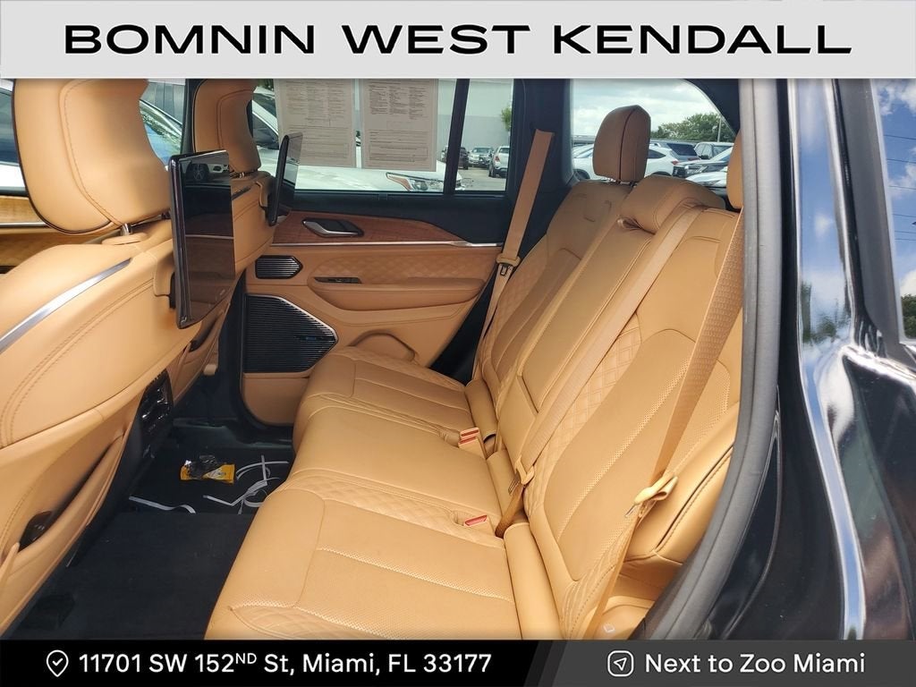 2023 Jeep Grand Cherokee Summit Reserve