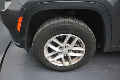 2025 Jeep Grand Cherokee L Laredo X 4x2
