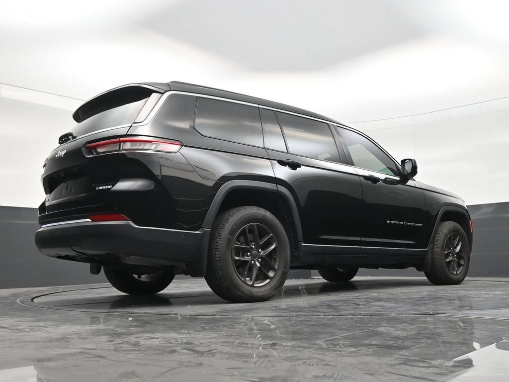 2023 Jeep Grand Cherokee L Laredo 4x4