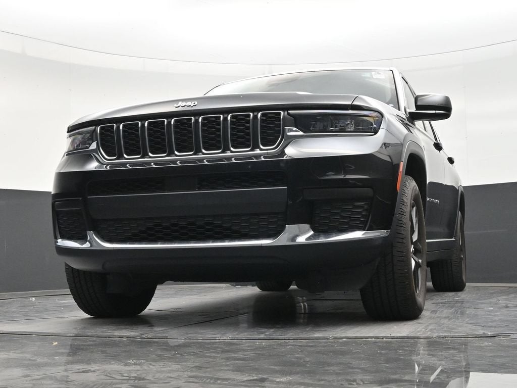 2023 Jeep Grand Cherokee L Laredo 4x4