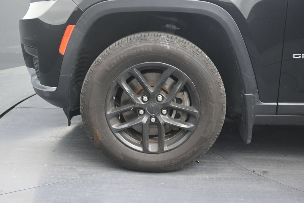 2023 Jeep Grand Cherokee L Laredo 4x4