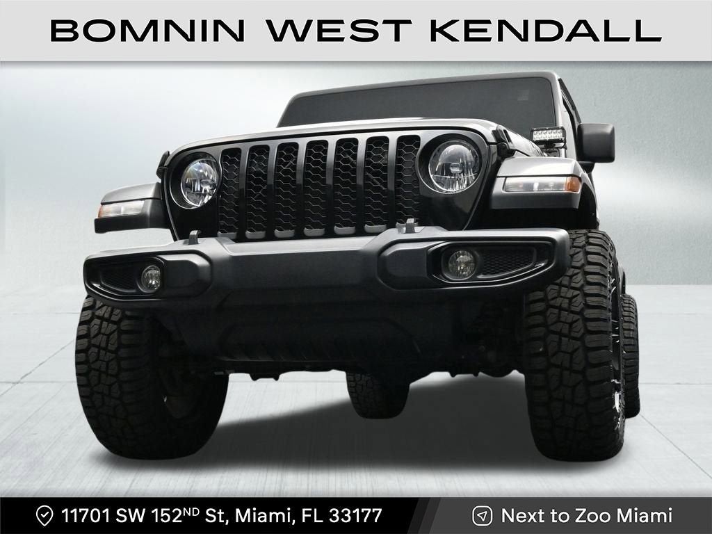 2022 Jeep Gladiator Willys