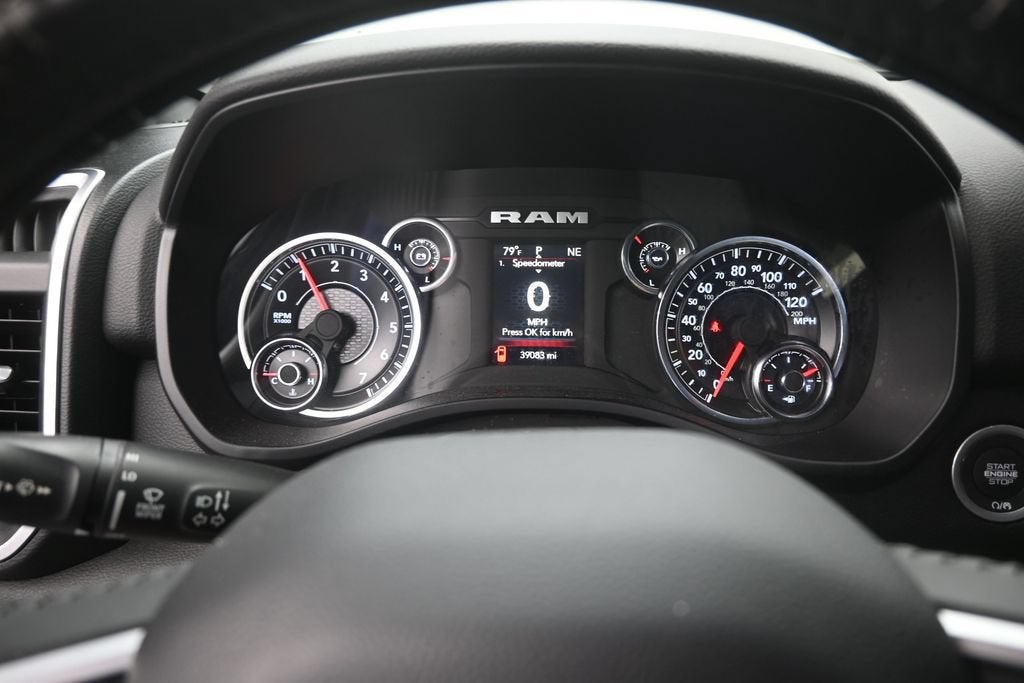 2023 RAM 1500 Big Horn Crew Cab 4x2 5'7" Box
