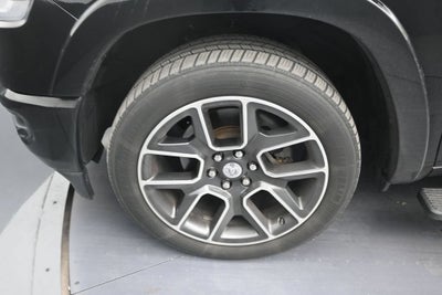 2019 RAM 1500 Laramie Crew Cab 4x2 5'7" Box