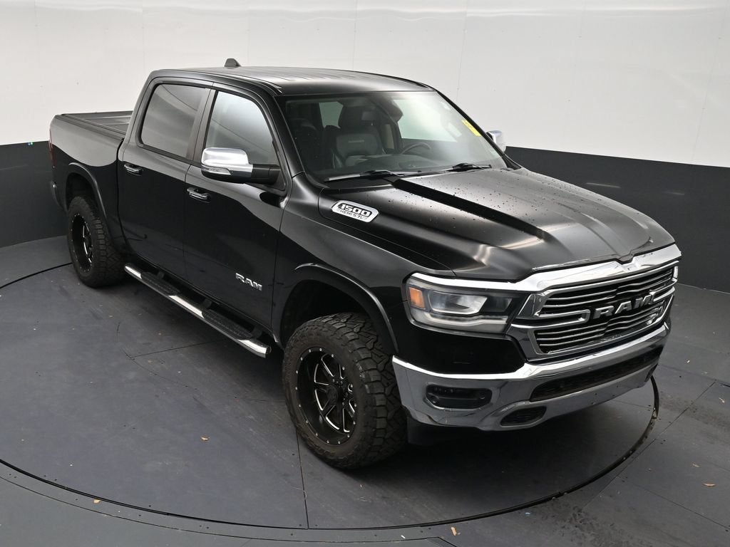 2019 RAM 1500 Laramie Crew Cab 4x4 5'7" Box
