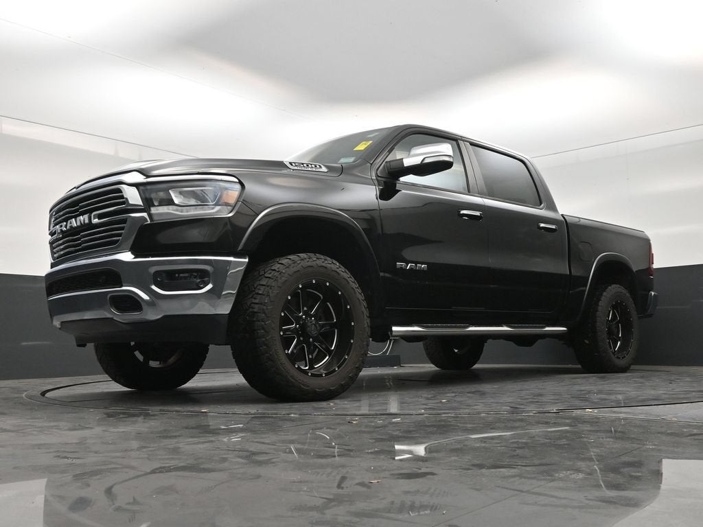 2019 RAM 1500 Laramie Crew Cab 4x4 5'7" Box