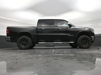 2019 RAM 1500 Laramie Crew Cab 4x4 5'7" Box