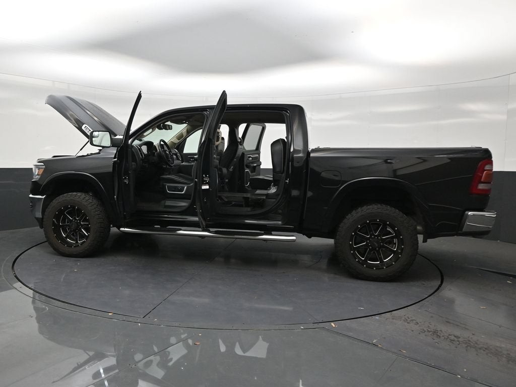 2019 RAM 1500 Laramie Crew Cab 4x4 5'7" Box