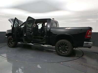2019 RAM 1500 Laramie Crew Cab 4x4 5'7" Box