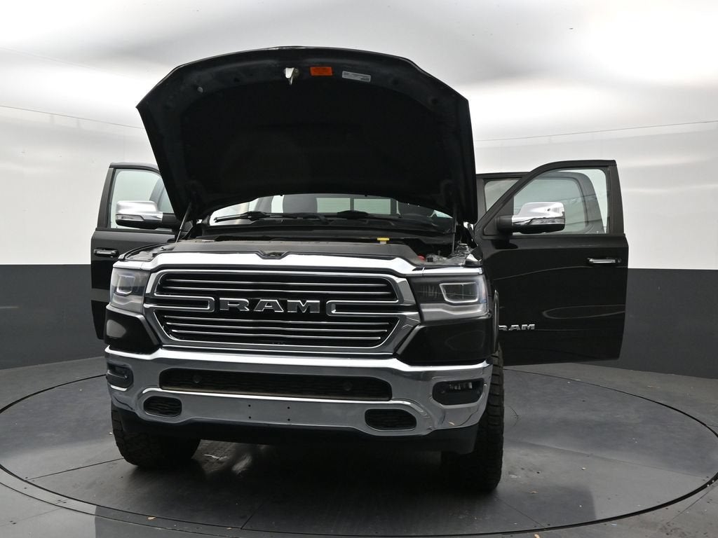 2019 RAM 1500 Laramie Crew Cab 4x4 5'7" Box