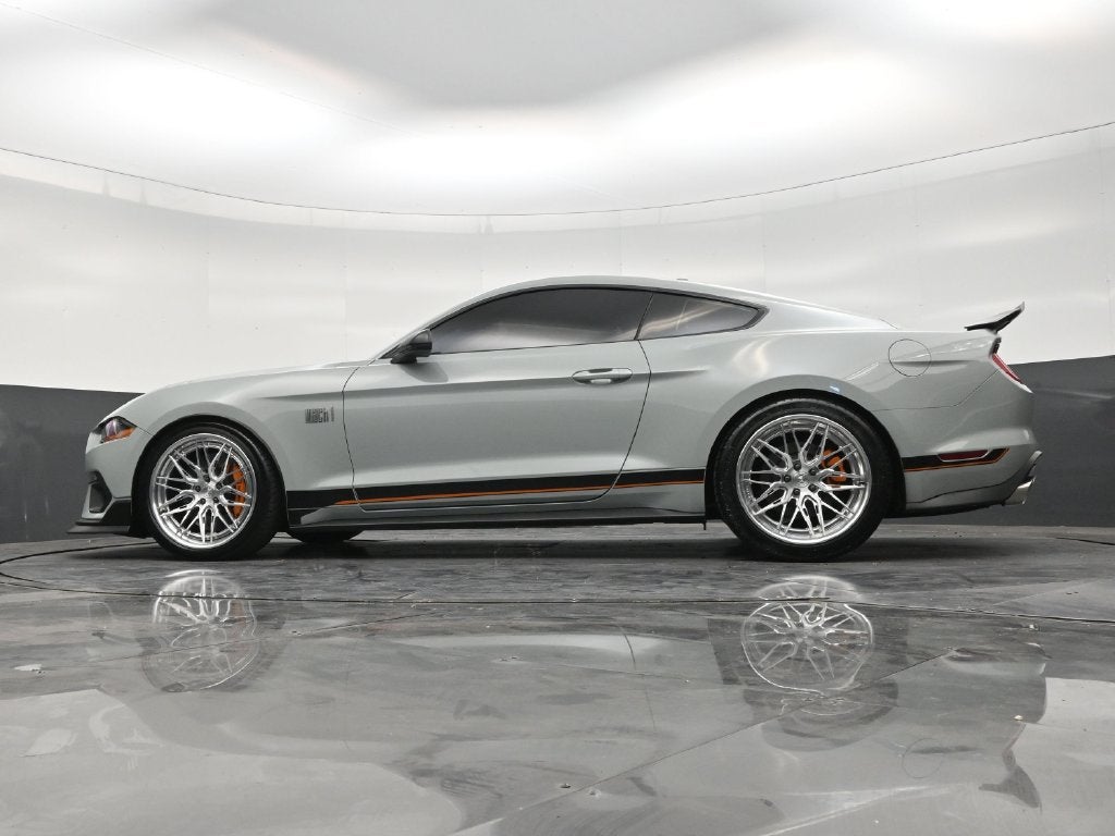 2022 Ford Mustang Mach 1