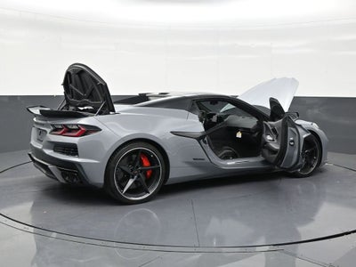 2025 Chevrolet Corvette E-Ray 2LZ