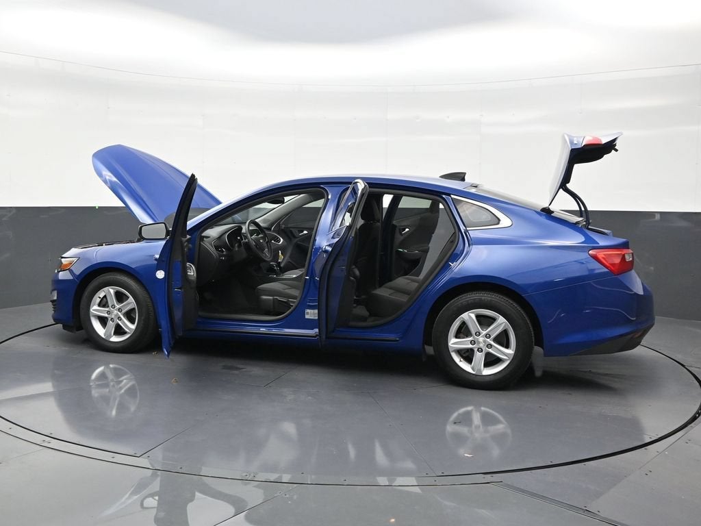 2023 Chevrolet Malibu LS