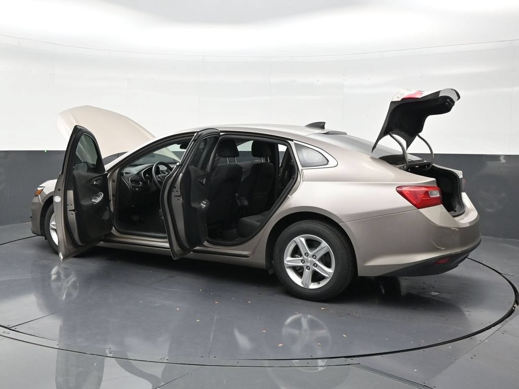 2025 Chevrolet Malibu LS