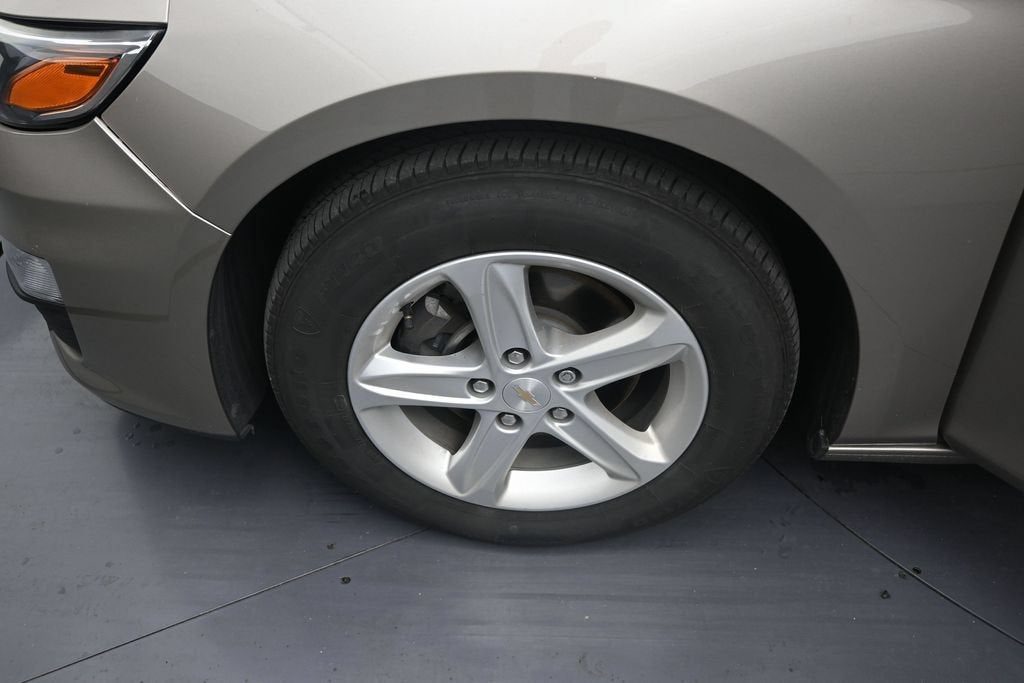 2025 Chevrolet Malibu LS