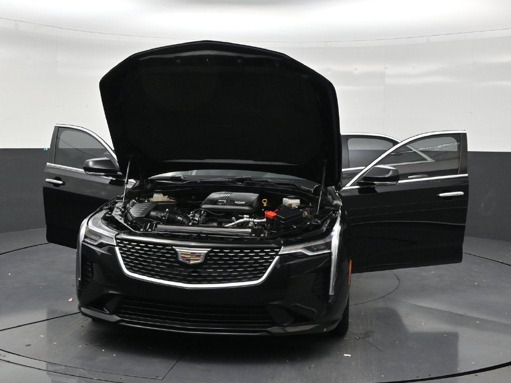 2024 Cadillac CT4 Luxury