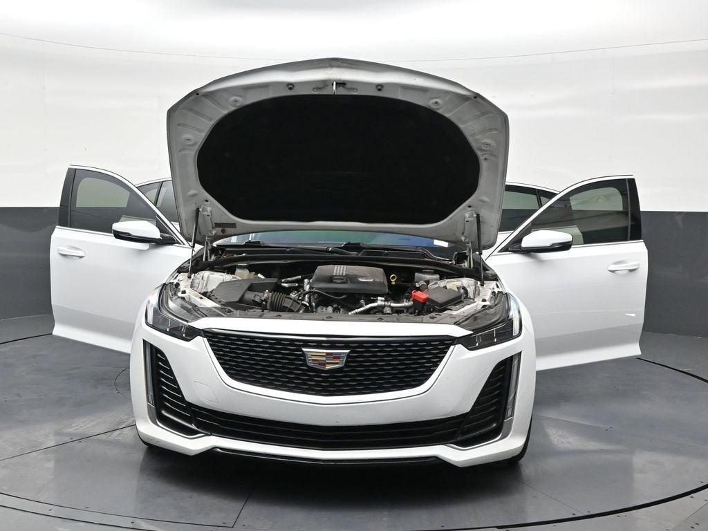 2022 Cadillac CT5 Luxury