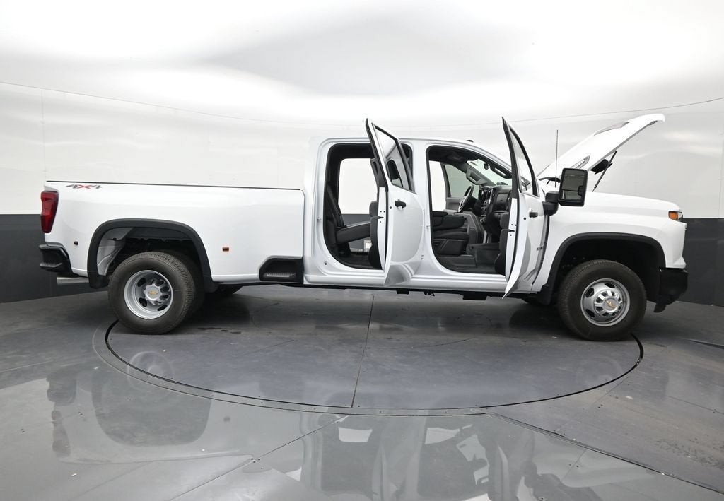 2026 Chevrolet Silverado 3500 HD WT DRW